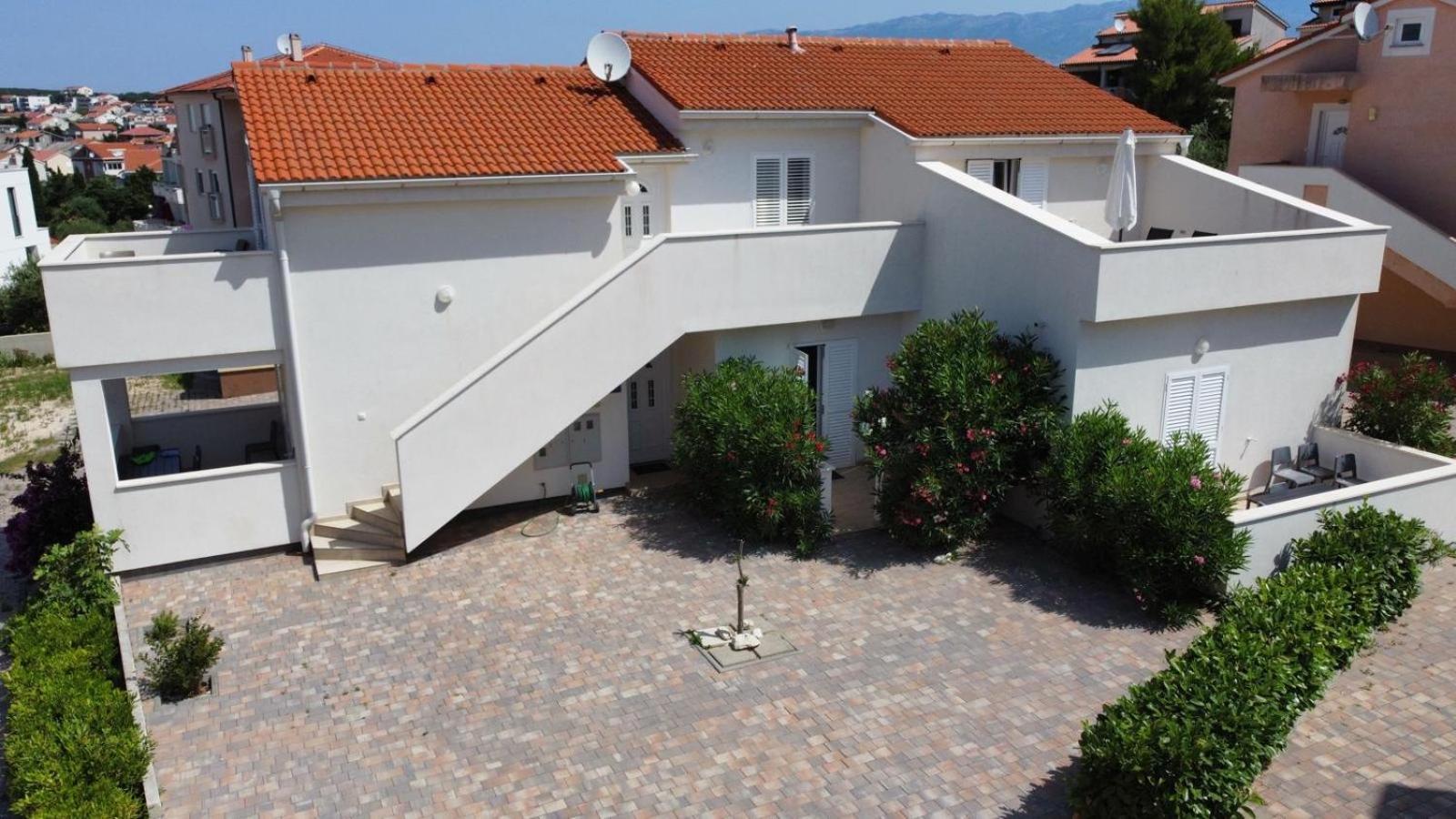 Apartments Frado Novalja Exterior foto